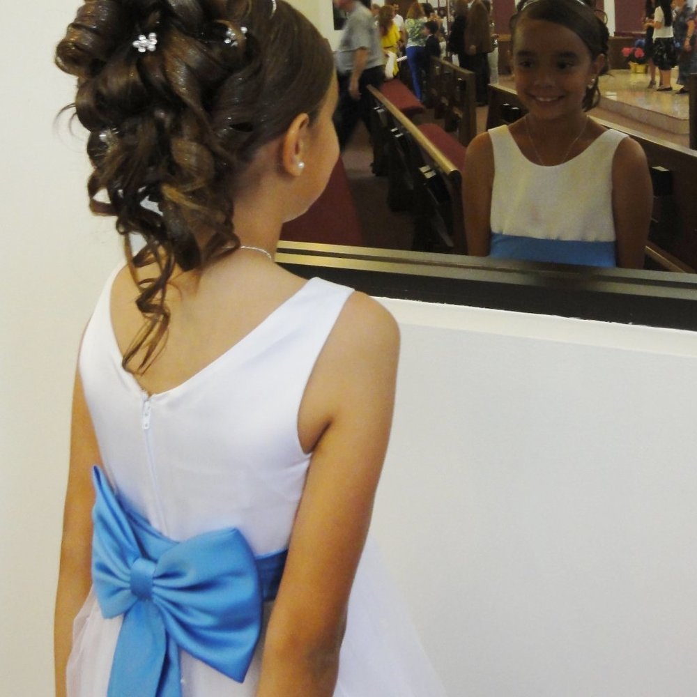 Communion Dress - Picture 3 of 15